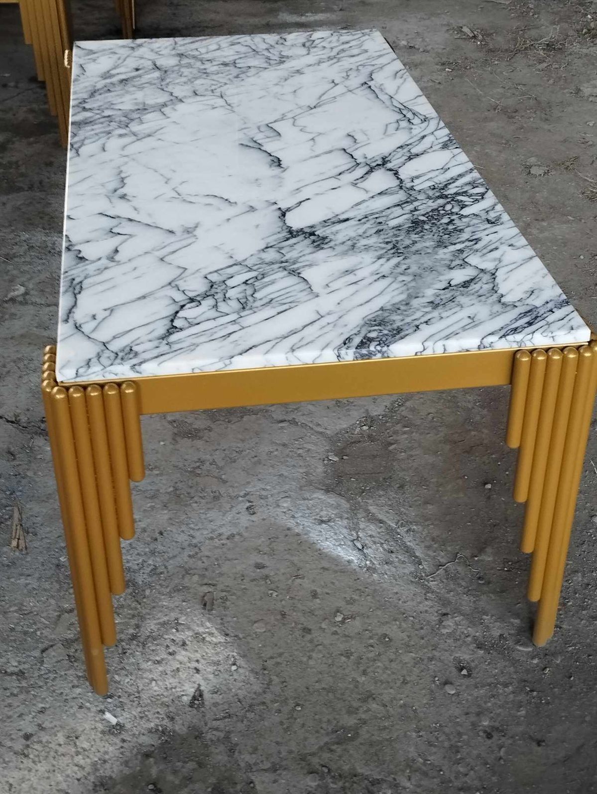 Marble Radiance Dining Table